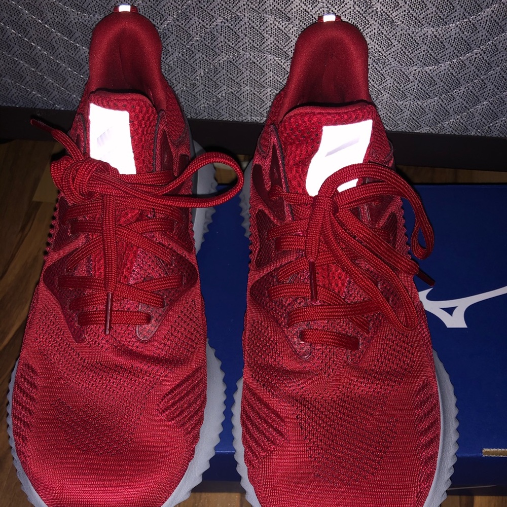 ADIDAS RED ALPHA BOUNCE, BRAND NEW